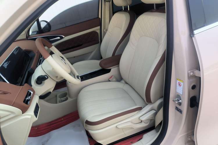 Used ORA Good Cat 2021 400km Standard Range Venus Edition Lithium-Ion Battery Left Front Seat