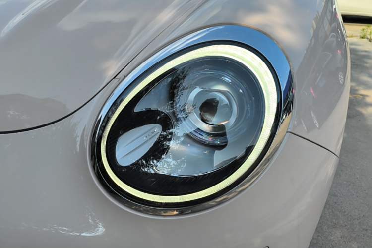 Used ORA Good Cat 2021 400km Standard Range Athena Edition Lithium Iron Phosphate Left Front Headlight