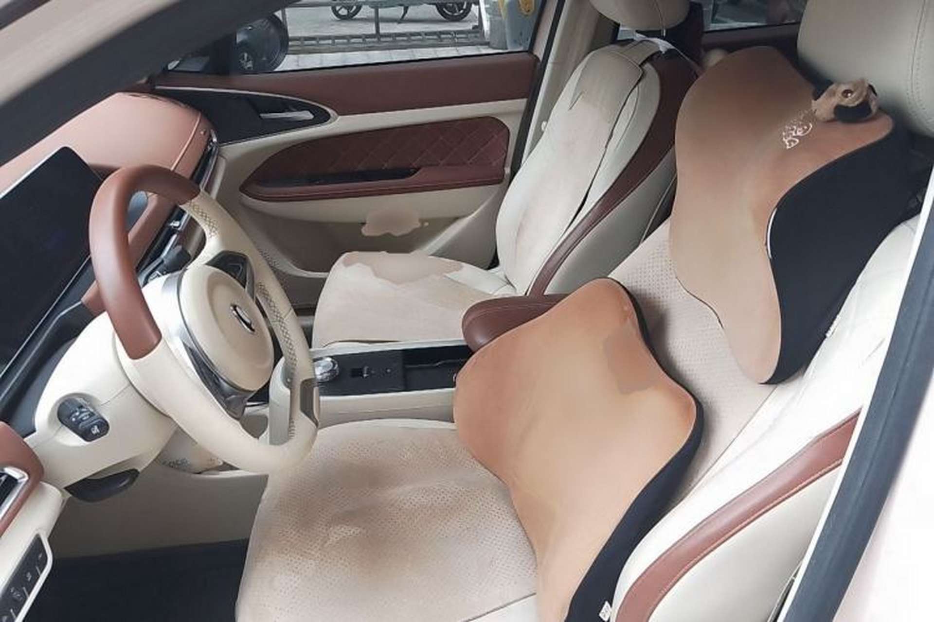 Used ORA Good Cat 2021 400km Standard Range Athena Edition Lithium Iron Phosphate Left Front Seat