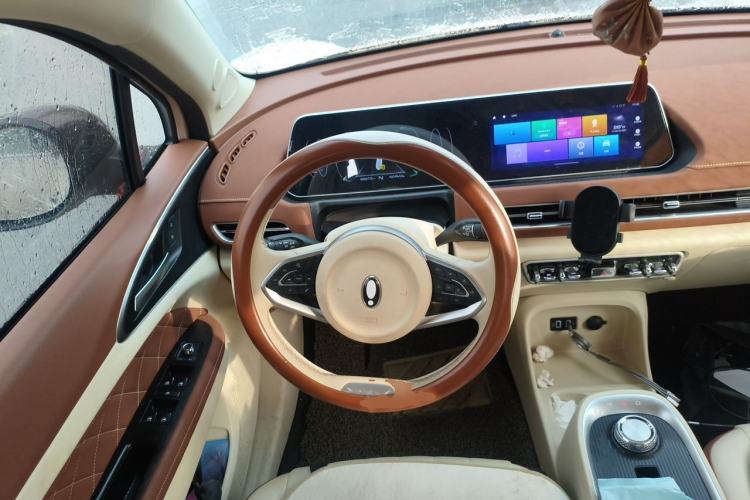 Used ORA Good Cat 2021 400km Standard Range Venus Edition Lithium-Ion Battery Steering Wheel