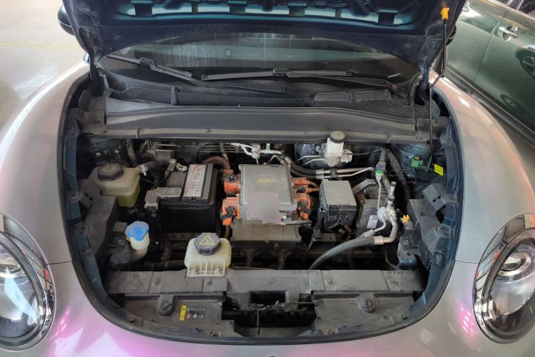 Used ORA Good Cat 2021 400km Standard Range Athena Edition Lithium-Ion Battery Engine Bay