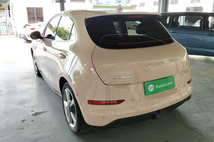 Used ORA Good Cat 2021 400km Standard Range Venus Edition Lithium-Ion Battery Rear Left 45 Deg