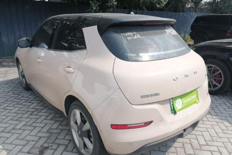 Used ORA Good Cat 2021 400km Standard Range Venus Edition Lithium-Ion Battery Rear Left 45 Deg