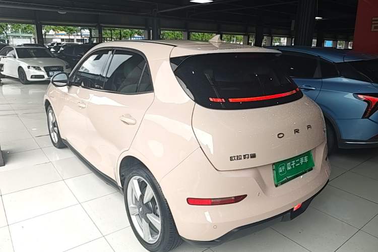 Used ORA Good Cat 2021 400km Standard Range Venus Edition Lithium Iron Phosphate Rear Left 45 Deg