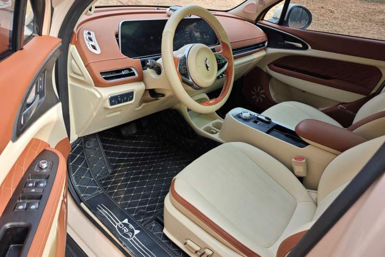 Used ORA Good Cat 2021 500km Long-Range Poseidon Edition Lithium-Ion Battery Interior 2