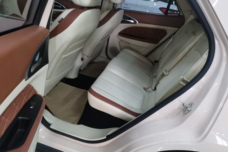 Used ORA Good Cat 2021 500km Long-Range Poseidon Edition Lithium-Ion Battery Interior 4