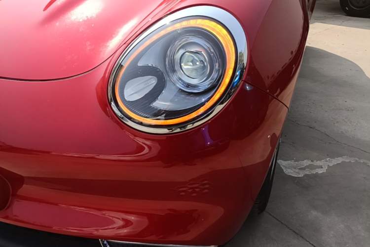 Used ORA Good Cat 2021 400km Standard Range Venus Edition Lithium Iron Phosphate Left Front Headlight