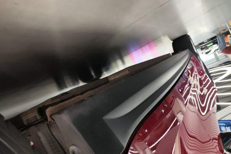 Used ORA Good Cat 2021 400km Standard Range Athena Edition Lithium Iron Phosphate Left Side Sill