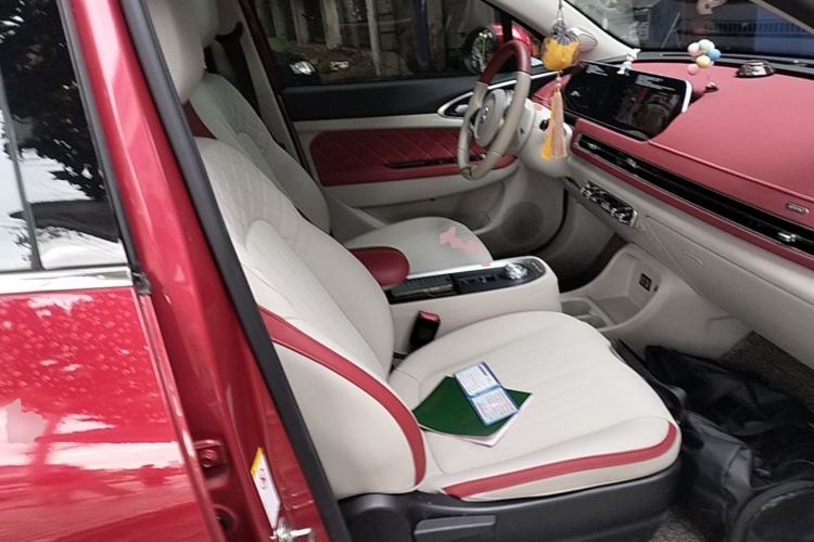 Used ORA Good Cat 2021 400km Standard Range Athena Edition Lithium-Ion Battery Right Front Seat