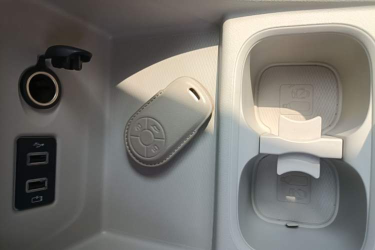 Used ORA Good Cat 2021 400km Standard Range Venus Edition Lithium Iron Phosphate Vehicle Key