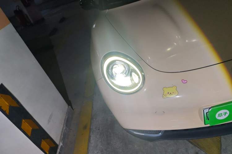 Used ORA Good Cat 2021 400km Standard Range Venus Edition Lithium Iron Phosphate Right Front Headlight