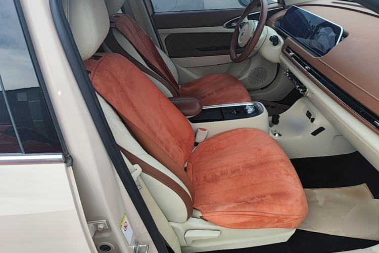 Used ORA Good Cat 2021 400km Standard Range Venus Edition Lithium-Ion Battery Right Front Seat