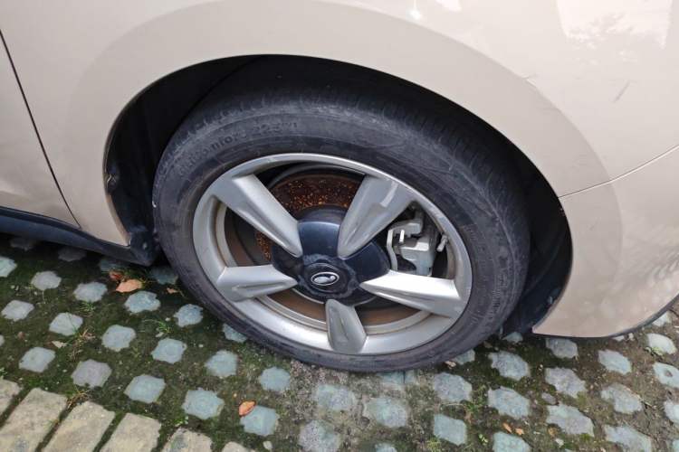 Used ORA Good Cat 2021 400km Standard Range Venus Edition Lithium Iron Phosphate Right Front Wheel Hub