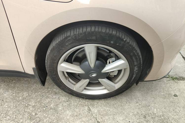 Used ORA Good Cat 2021 400km Standard Range Venus Edition Lithium Iron Phosphate Right Front Wheel Hub