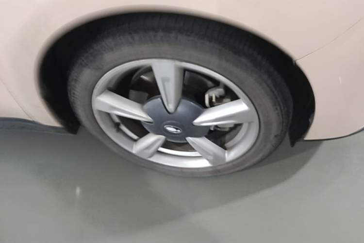 Used ORA Good Cat 2021 400km Standard Range Venus Edition Lithium Iron Phosphate Right Front Wheel Hub