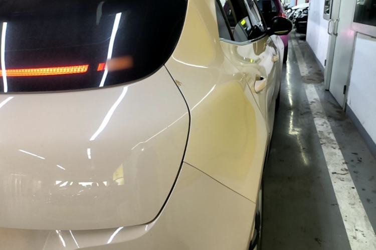 Used ORA Good Cat 2021 400km Standard Range Athena Edition Lithium-Ion Battery Right Rear Taillight
