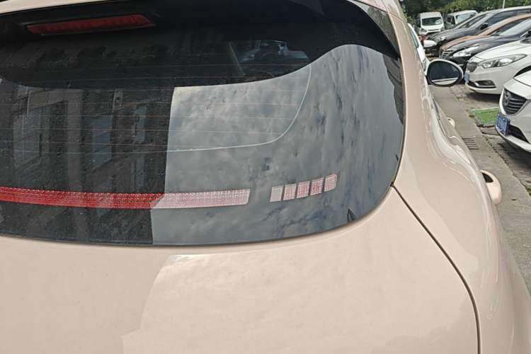 Used ORA Good Cat 2021 400km Standard Range Venus Edition Lithium Iron Phosphate Right Rear Taillight