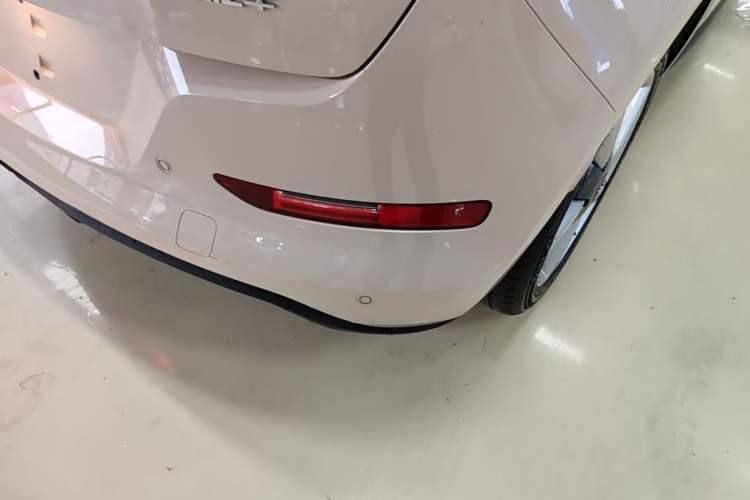 Used ORA Good Cat 2021 400km Standard Range Venus Edition Lithium Iron Phosphate Right Rear Taillight
