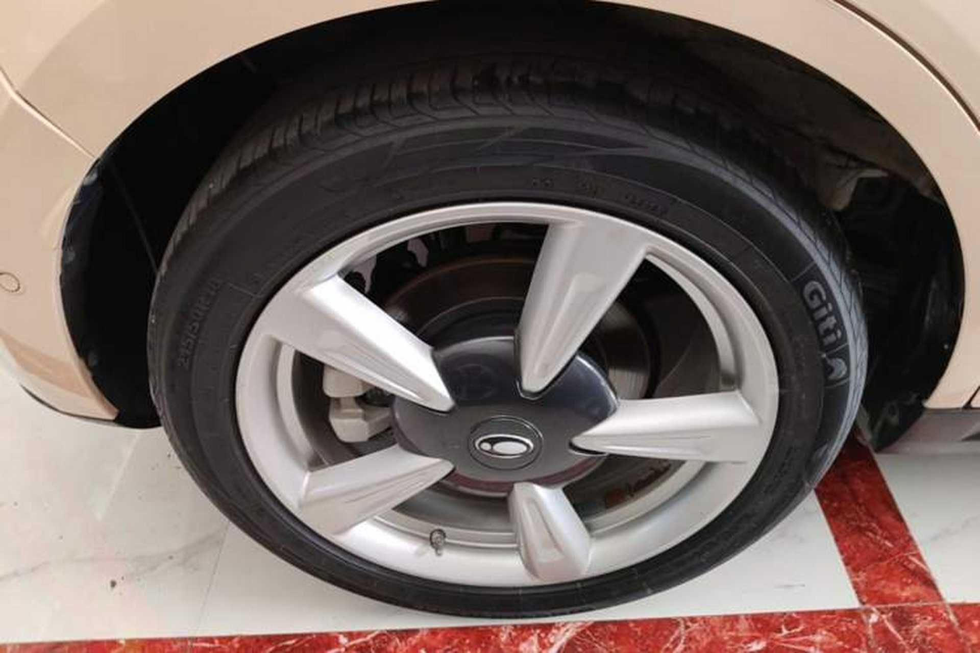 Used ORA Good Cat 2021 400km Standard Range Athena Edition Lithium Iron Phosphate Right Rear Wheel Hub