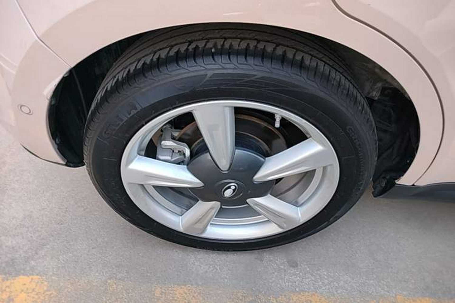Used ORA Good Cat 2021 500km Long-Range Poseidon Edition Lithium-Ion Battery Right Rear Wheel Hub