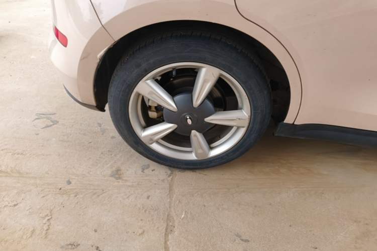 Used ORA Good Cat 2021 400km Standard Range Venus Edition Lithium Iron Phosphate Right Rear Wheel Hub