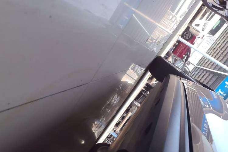 Used ORA Good Cat 2021 400km Standard Range Venus Edition Lithium-Ion Battery Right Side Sill