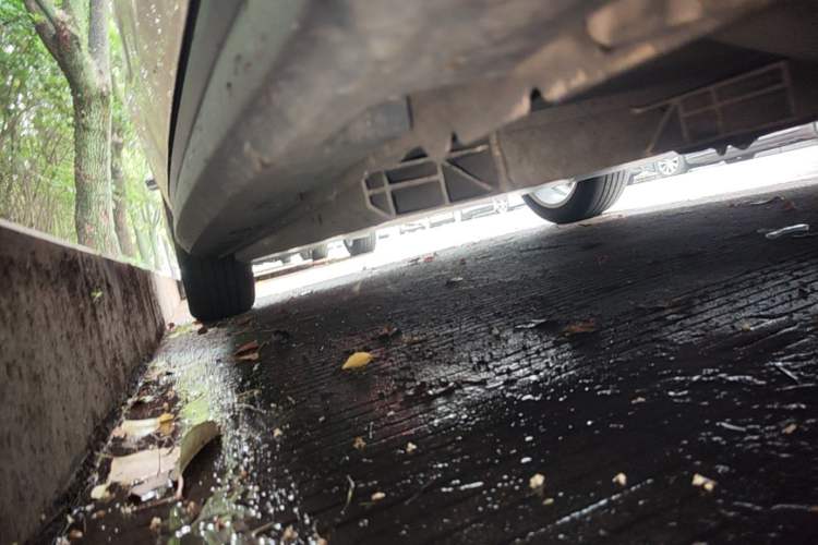 Used ORA Good Cat 2021 500km Long-Range Poseidon Edition Lithium-Ion Battery Right Side Sill