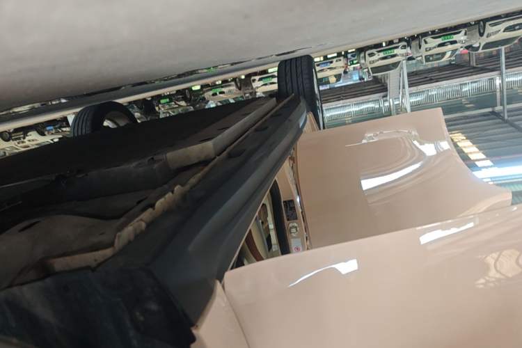 Used ORA Good Cat 2021 400km Standard Range Athena Edition Lithium Iron Phosphate Right Side Sill