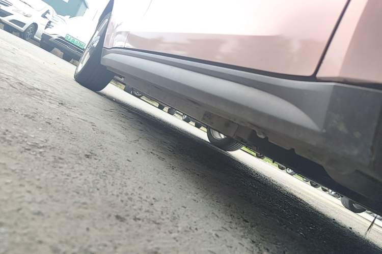 Used ORA Good Cat 2021 400km Standard Range Athena Edition Lithium Iron Phosphate Right Side Sill