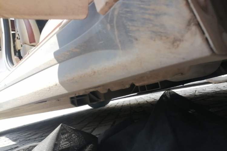 Used ORA Good Cat 2021 400km Standard Range Venus Edition Lithium-Ion Battery Right Side Sill