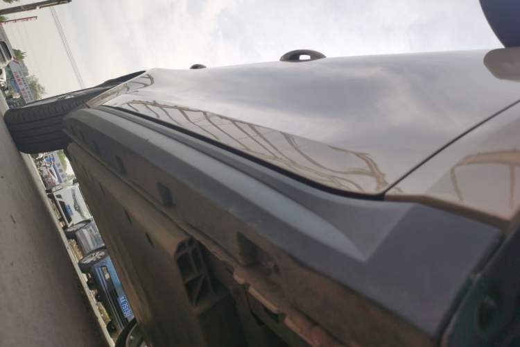 Used ORA Good Cat 2021 500km Long-Range Poseidon Edition Lithium-Ion Battery Right Side Sill