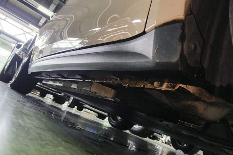 Used ORA Good Cat 2021 400km Standard Range Athena Edition Lithium Iron Phosphate Right Side Sill