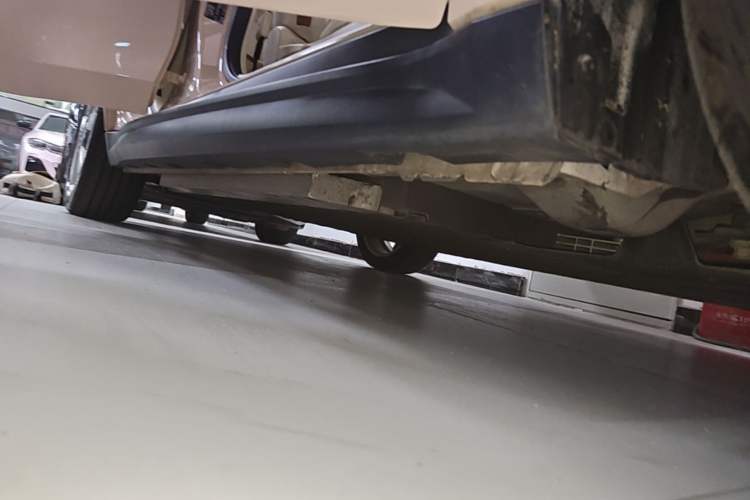 Used ORA Good Cat 2021 400km Standard Range Business Edition Lithium-Ion Battery Right Side Sill