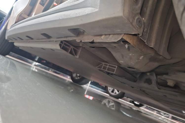 Used ORA Good Cat 2021 400km Standard Range Athena Edition Lithium-Ion Battery Right Side Sill