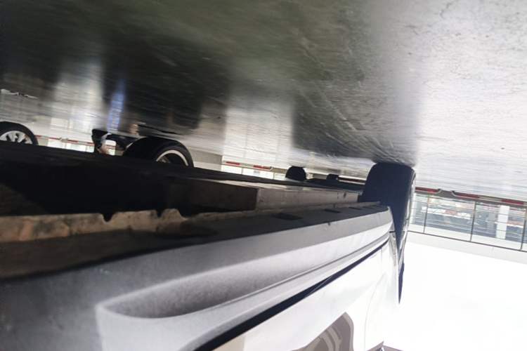 Used ORA Good Cat 2021 400km Standard Range Venus Edition Lithium Iron Phosphate Right Side Sill