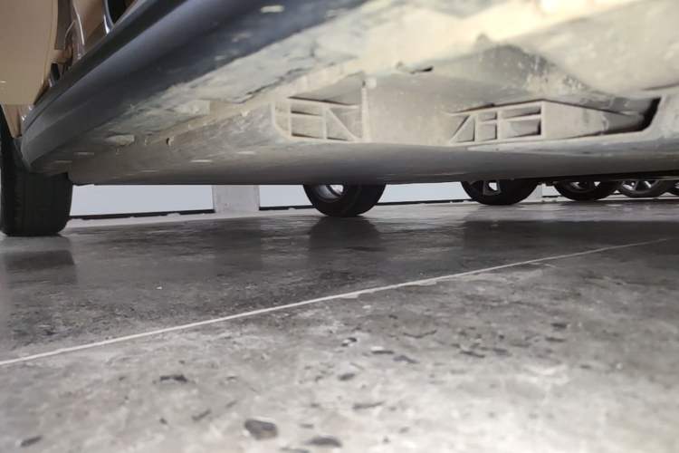 Used ORA Good Cat 2021 400km Standard Range Athena Edition Lithium-Ion Battery Right Side Sill