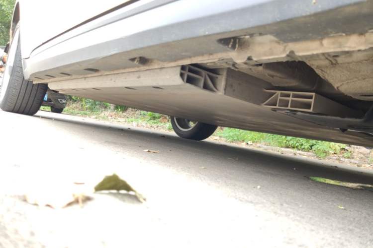 Used ORA Good Cat 2021 400km Standard Range Athena Edition Lithium-Ion Battery Right Side Sill
