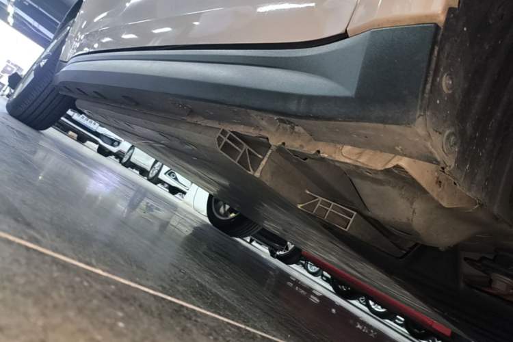 Used ORA Good Cat 2021 400km Standard Range Venus Edition Lithium-Ion Battery Right Side Sill