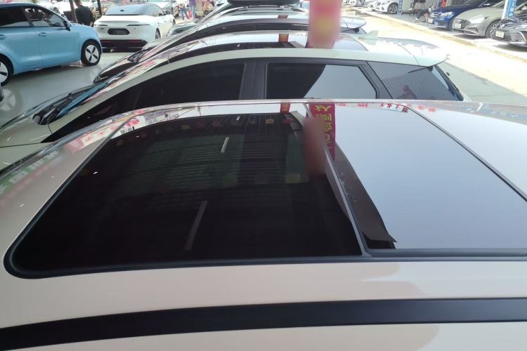 Used ORA Good Cat 2021 400km Standard Range Venus Edition Lithium-Ion Battery Roof