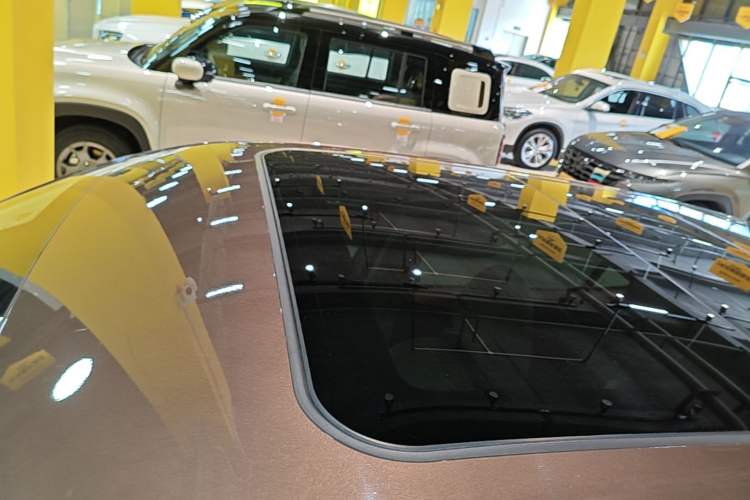 Used ORA Good Cat 2021 500km Long-Range Poseidon Edition Lithium-Ion Battery Roof