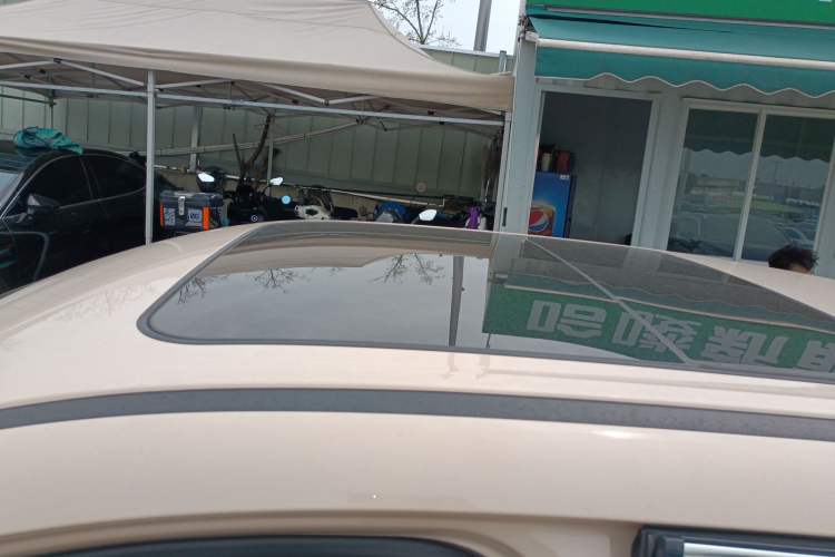 Used ORA Good Cat 2021 400km Standard Range Venus Edition Lithium Iron Phosphate Roof