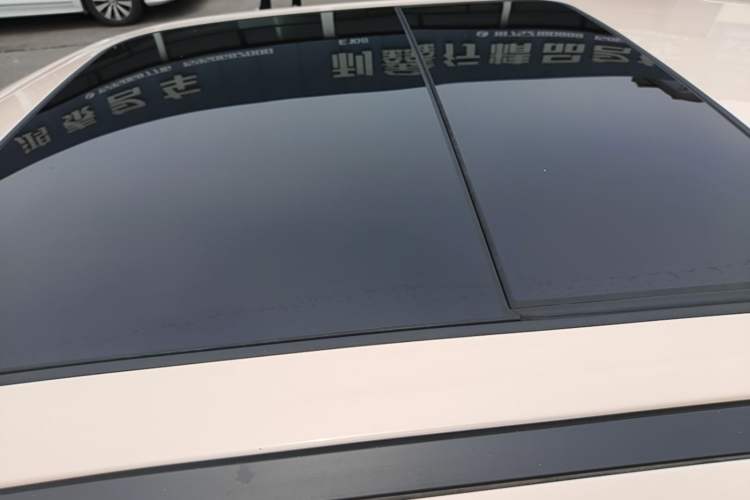 Used ORA Good Cat 2021 400km Standard Range Venus Edition Lithium Iron Phosphate Roof