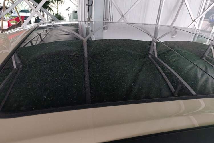 Used ORA Good Cat 2021 400km Standard Range Venus Edition Lithium-Ion Battery Roof