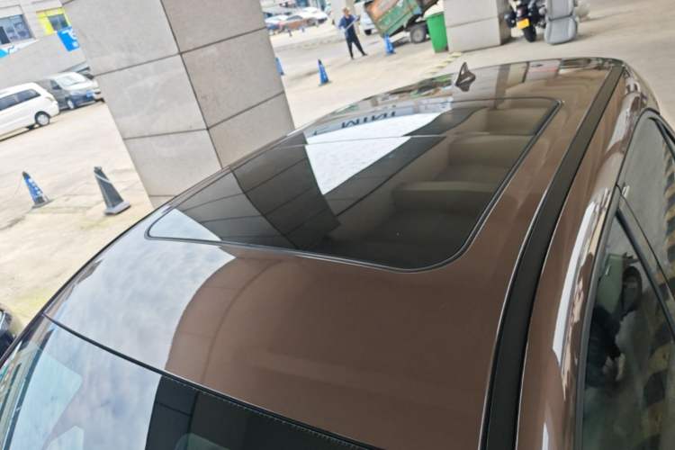 Used ORA Good Cat 2021 400km Standard Range Athena Edition Lithium-Ion Battery Roof