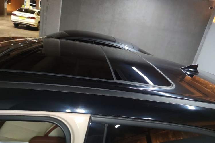Used ORA Good Cat 2021 400km Standard Range Athena Edition Lithium-Ion Battery Roof