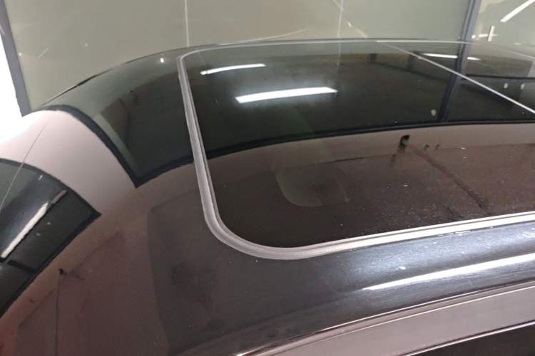 Used ORA Good Cat 2021 400km Standard Range Athena Edition Lithium-Ion Battery Roof