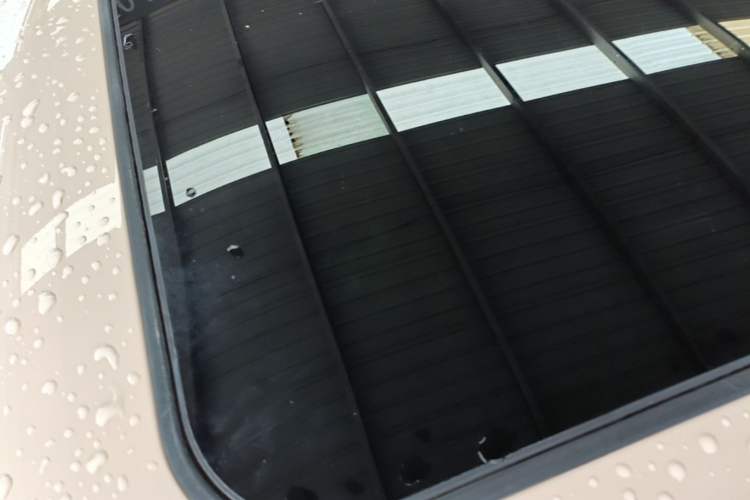 Used ORA Good Cat 2021 400km Standard Range Venus Edition Lithium Iron Phosphate Roof