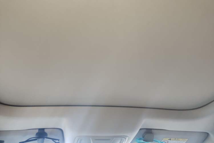 Used ORA Good Cat 2021 400km Standard Range Venus Edition Lithium-Ion Battery Headliner