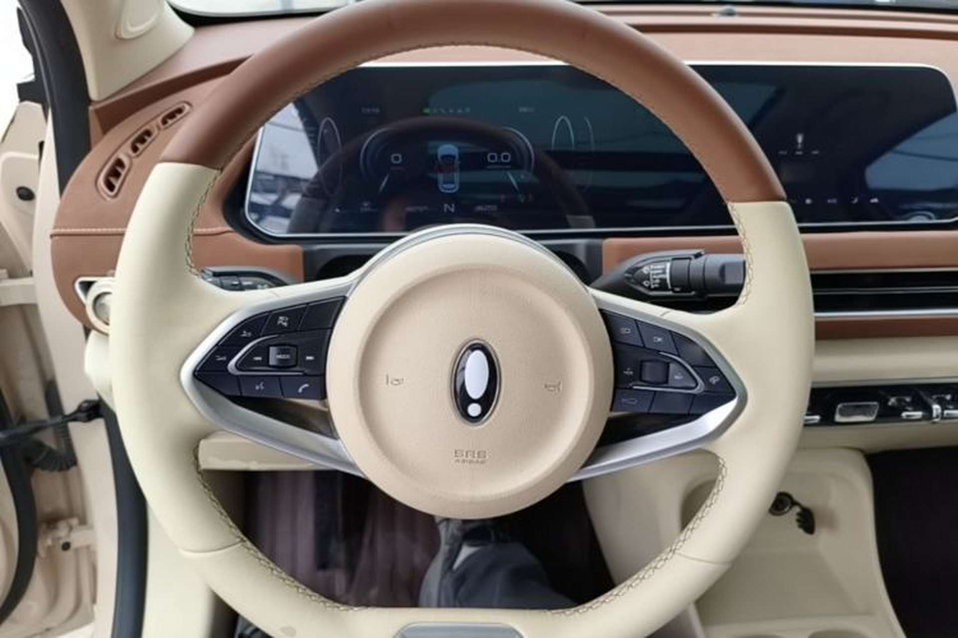 Used ORA Good Cat 2021 400km Standard Range Venus Edition Lithium-Ion Battery Steering Wheel
