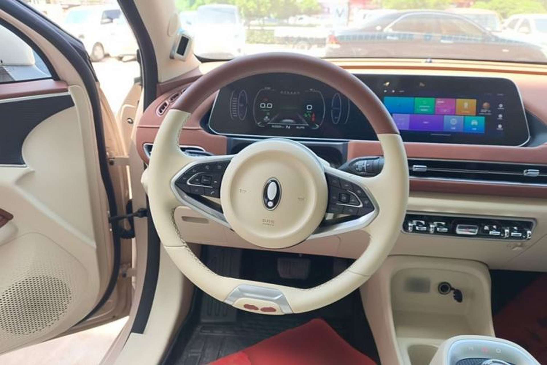 Used ORA Good Cat 2021 400km Standard Range Athena Edition Lithium-Ion Battery Steering Wheel